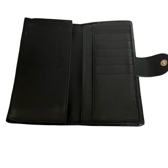 Gucci Emily horsebit bag bundle comes with heart long wallet, box not included. - Picture 7 of 12